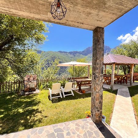 Guest House Gjelaj Тети Экстерьер фото
