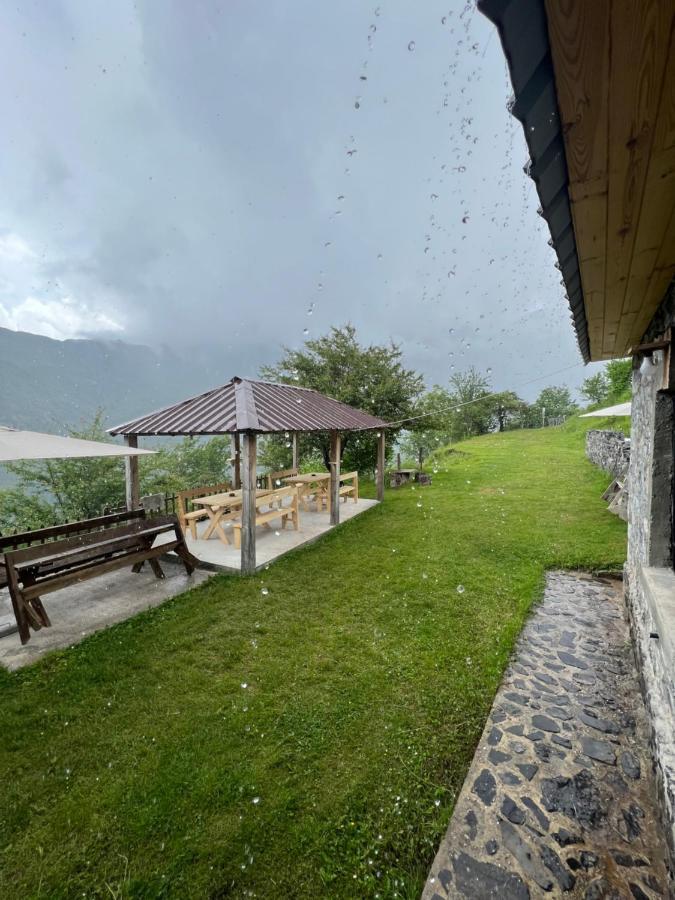 Guest House Gjelaj Тети Экстерьер фото