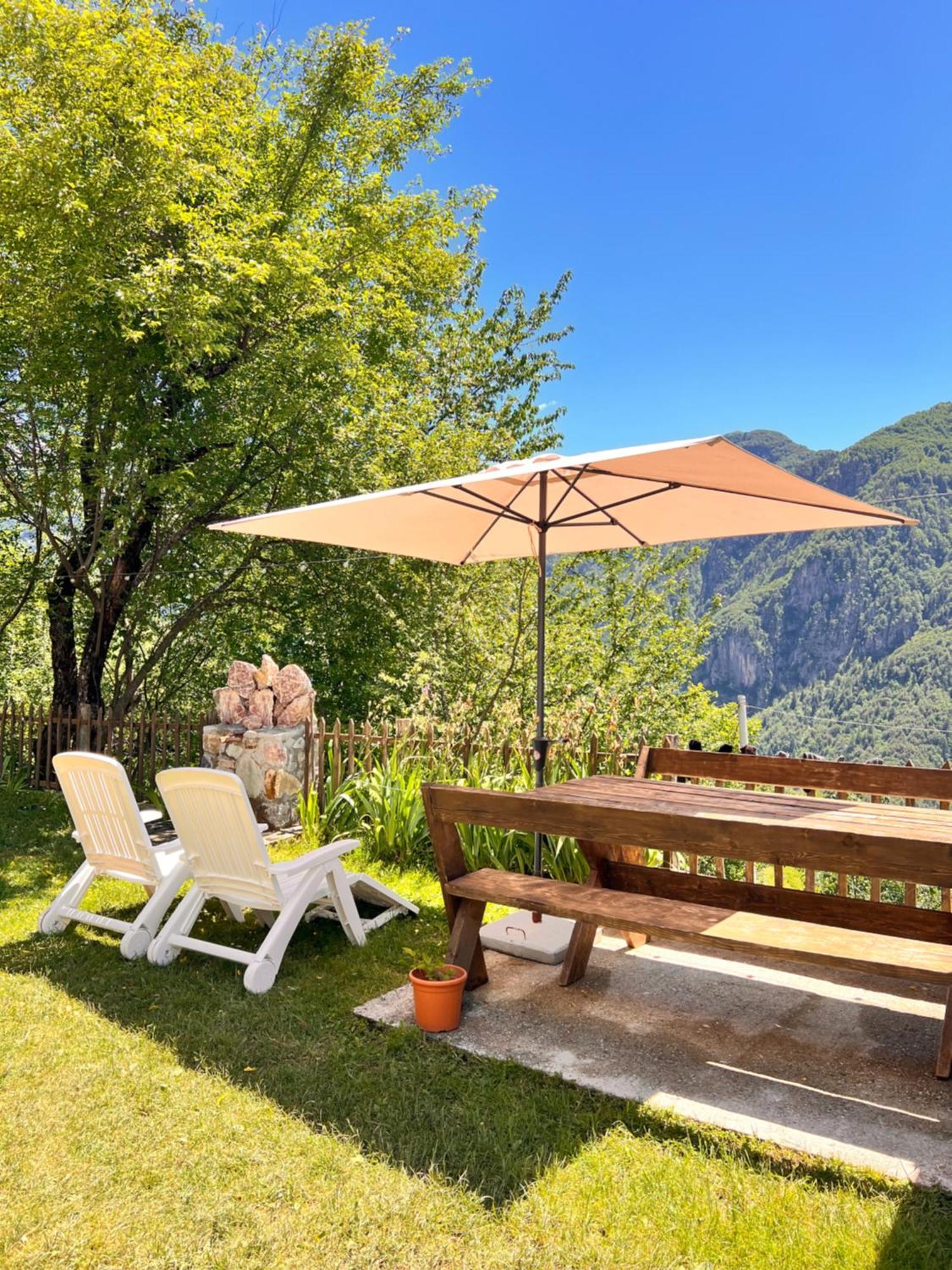 Guest House Gjelaj Тети Экстерьер фото